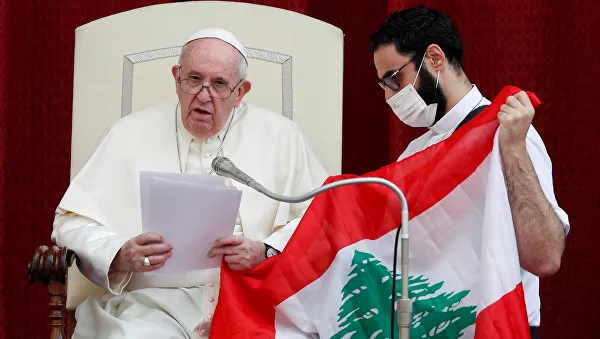 البابا : مأساة لبنان في رسالة الميلاد وأعداد كبيرة تشارك في الاحتفالات