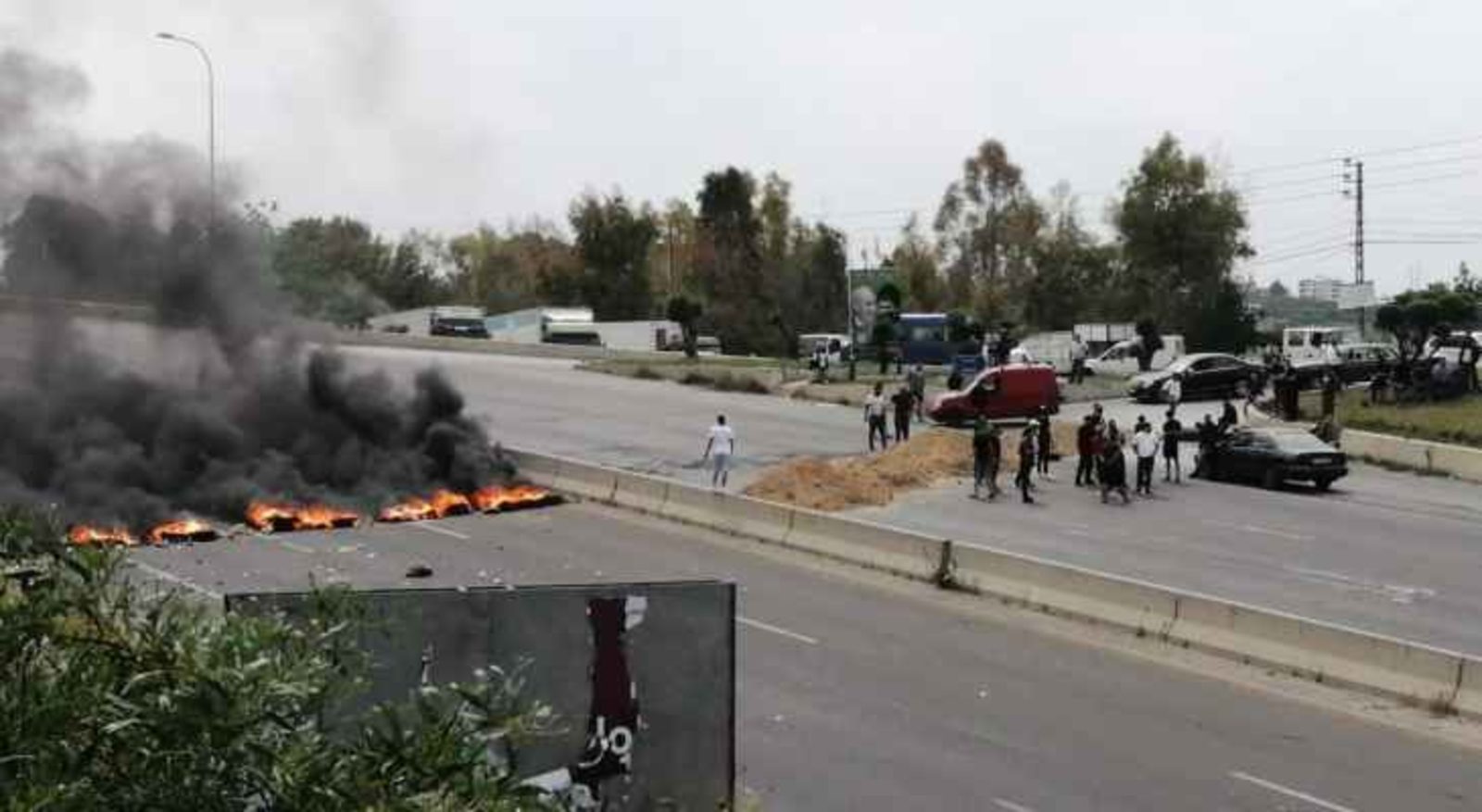 “التحكم المروري”: إعادة فتج طريق الصرفند