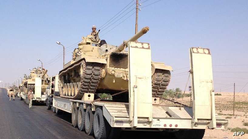 مصر ترسل تعزيزات عسكرية إلى الحدود مع غزة