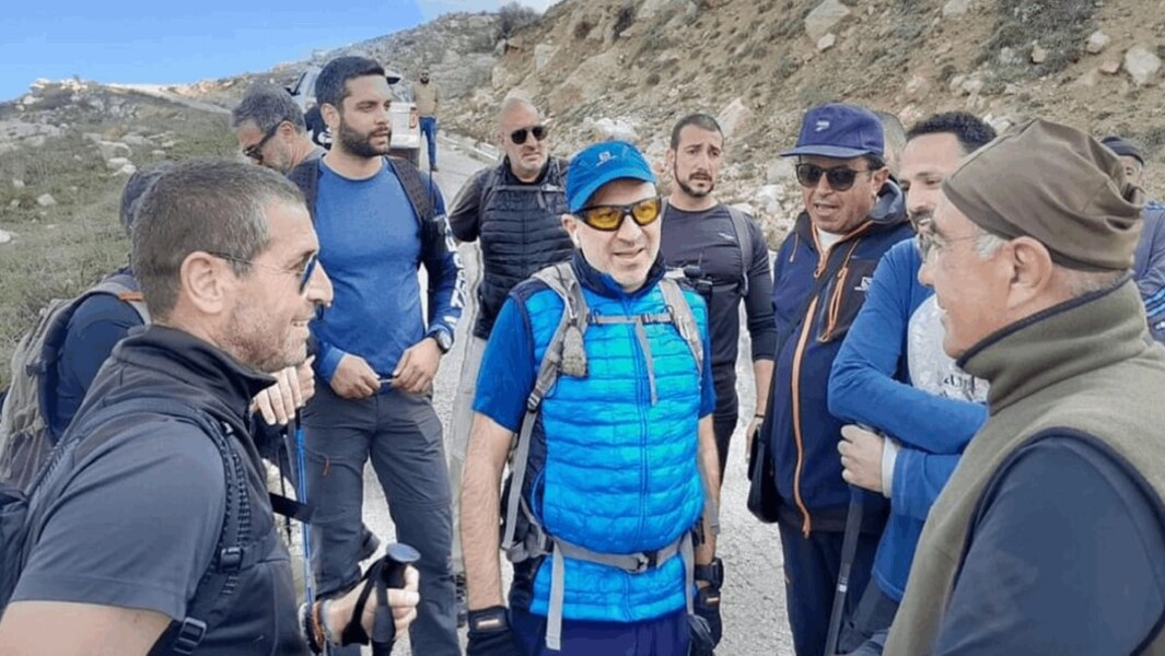 نامَت بيروت على حرب واستفاقت على Hiking العاقورة!